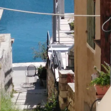 Paola's Full Sea View House Appartement