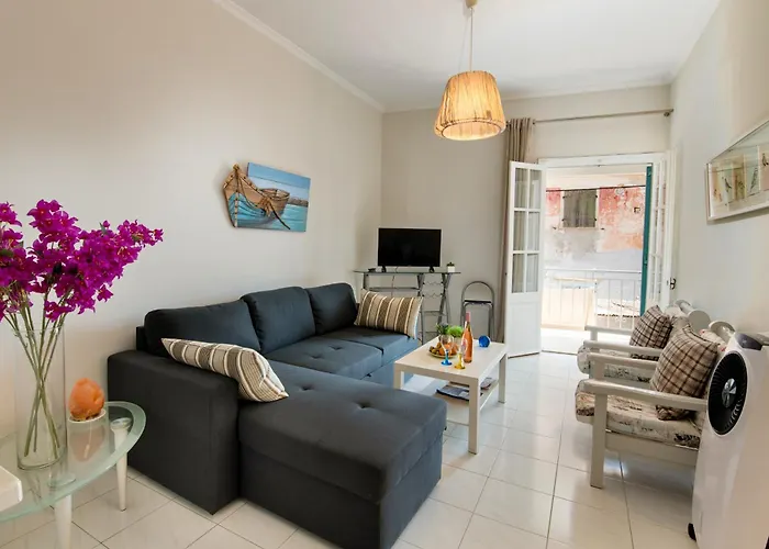 Paola's Full Sea View House * Gaios